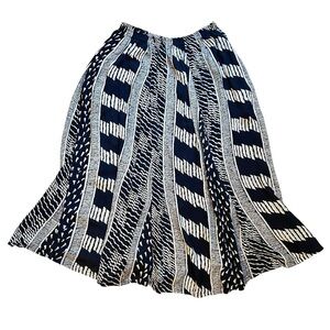 Boho hippie coastal cowgirl flowy maxi mid length skirt black and white